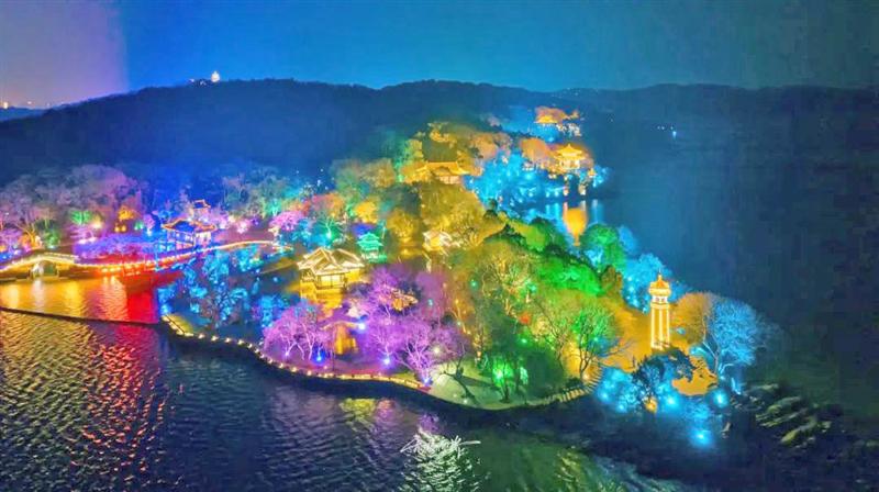 夜公園趕早來了！ 掘金“月光經(jīng)濟(jì)”需要打造更多業(yè)態(tài)
