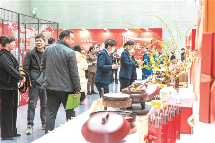 万家商户景区(qū)联(lián)动(dòng) 亿元惠民红包发(fā)放 新春消费(fèi)盛宴开启